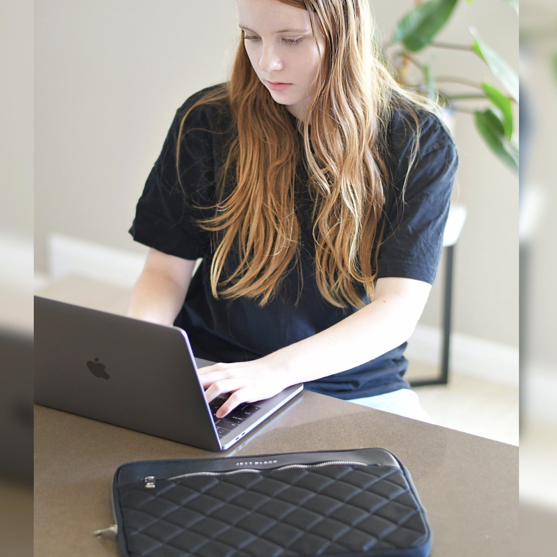 Chanel Matelasse Laptop Bag Blue Navy blue Nylon Cloth ref.103567